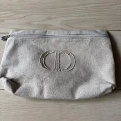 【新品未使用】Dior ノベルティ ポーチのサムネイル
