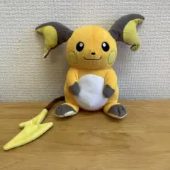 ポケモン　ライチュウぬいぐるみ