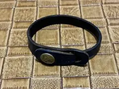 イタリア製　イルビゾンテ　レザーブレスレット　/ダークネイビー　本革　ロゴ刻印