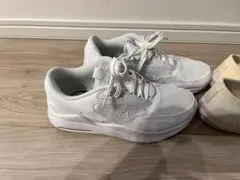 Nike Air Max ホワイト スニーカー　レディース　22.5