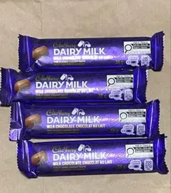 Cadbury Dairy Milk milk chocolate 4本のサムネイル