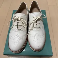 ベネビス　本革マニッシュシューズ24cm2Eのサムネイル