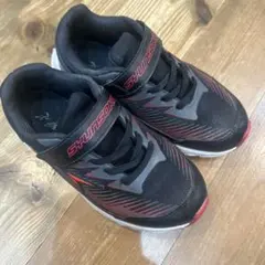 瞬足　防水スニーカー 21.0EEE ブラック/レッド