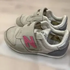 New Balance キッズシューズ グレー/ピンク ベルクロ　　15.5
