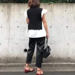 ZARA ブラックエコレザーパンツ　oo321