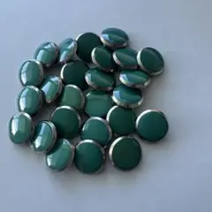 緑色の金属製ボタンセット 25個