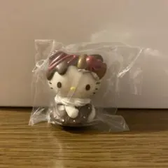 【2】サンリオキャラクターズ　チョコレートドール　ハローキティ