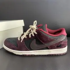 NIKE スニーカー