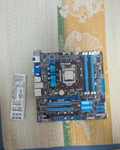 core i7 2600＋マザーボード＋Radeon HD 5830 動作確認済