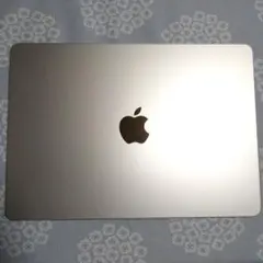 Apple MacBookAir 2022　M2 8GB 512GB