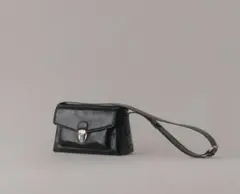 TOUT Y EST 美品 SAC VOLET SMALLのサムネイル