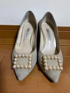 ベージュ パール付きパンプス ヒール