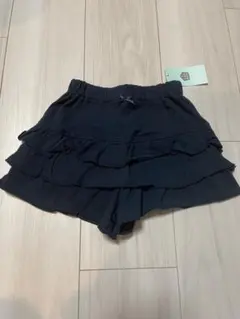 【新品タグ付き】フリル　ショートパンツ　100cm