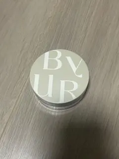 ByUR セラムフィット モイストフェイスパウダー 02パール