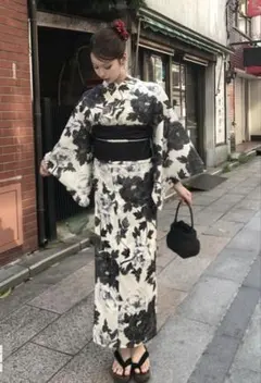 新品未使用】エフィ Eaphi 浴衣 帯セット 花柄 ベージュ 完売品 - メルカリ