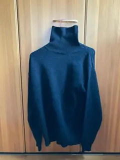 UNIQLO タートルネック セーター
