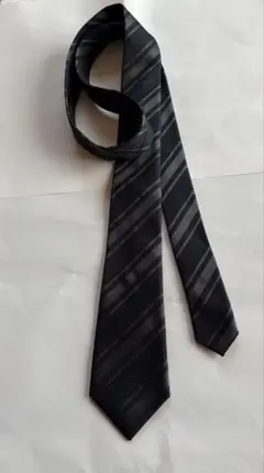 ストライプデザイン ネクタイ