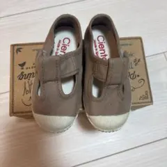 シエンタ　シューズ　ベージュ　14センチ