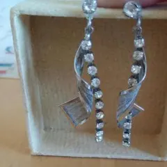 Item thumbnail for item 7fedbc92-10c7-4b42-abcc-5a49bd6c6b47