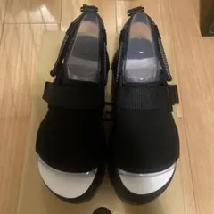 UGG W CADY スポーツサンダル ブラック 24cm