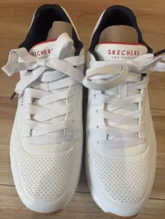 SKECHERS ホワイト スニーカー