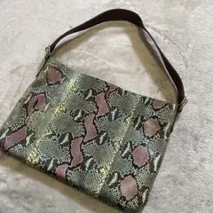 MOGAパイソン柄ハンドバック　蛇柄マルチカラー