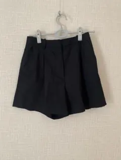 ZARA S 黒 ショートパンツ ポケット付き