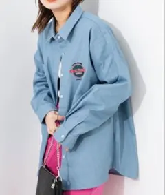 nemne store ワッペンデニムシャツのサムネイル