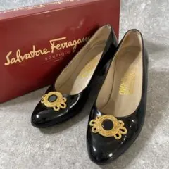 フェラガモ レザー ヒール パンプス 靴 刺繍 ブラック　黒　23cm