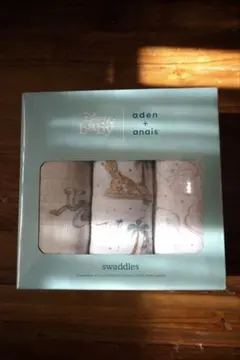 aden + anais] ディズニー おくるみ - 3枚セット