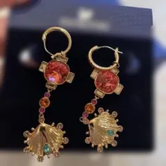 Swarovski シェルモチーフ ピアス