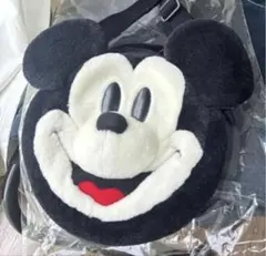 入手困難美品東京ディズニーランド ミッキー フェイス型 ポシェット 顔がたバッグ