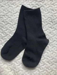 【未使用】キッズ靴下 リブ黒 15〜18cm