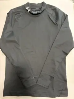 Under Armour ColdGear MD 長袖シャツ 　新品、未使用