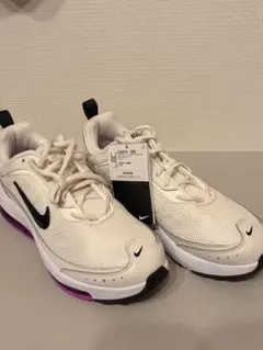 NIKE ウィメンズ AIR MAX AP 25.5cm
