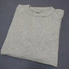 ユニクロ スウェット グレー