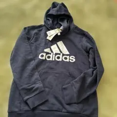 新品⭐︎adidas フード付きパーカー 150cm ダークブルー