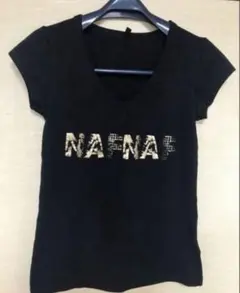 NA-NAF スパンコール Vネック Tシャツ 黒のサムネイル