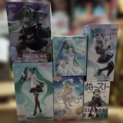 初音ミク フィギュア アクリルボード 7点セット まとめ売り - メルカリ