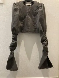 新品　未使用❤️MELT THE LADY 　長袖 トップス グレー
