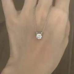 モアサナイト ネックレス