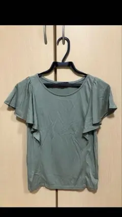 極美品カットソー