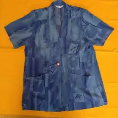 青い半袖シャツ ポケット付き