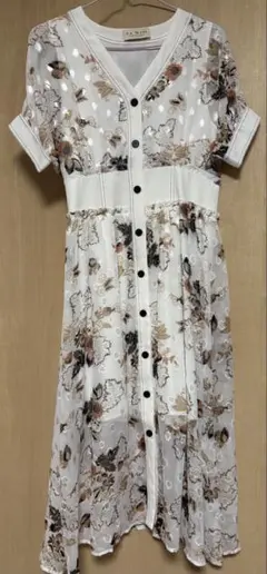 La Mode 半袖花柄ワンピース Mサイズ