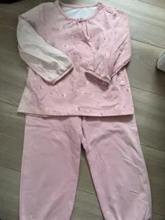 UNIQLO ベビーパジャマ　長袖