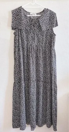 ❤️ほぼ未使用❤️レディース　ワンピース　花柄　黒　夏服　GRL　INGNI　rps