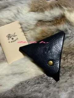 【IL BISONTE 】イル ビゾンテ/コインケース 三角 ブラック 男女兼用