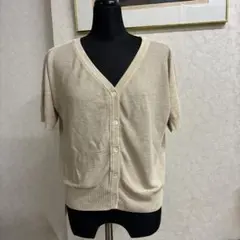 PLST♪ブラステ♪ベージュ ラメ入り Vネック 半袖カーディガンのサムネイル