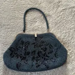 ビーズ刺繍 ダークブルー クラッチバッグ