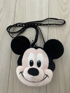 ミッキーマウス ポシェット　パスポート入れ　ディズニー